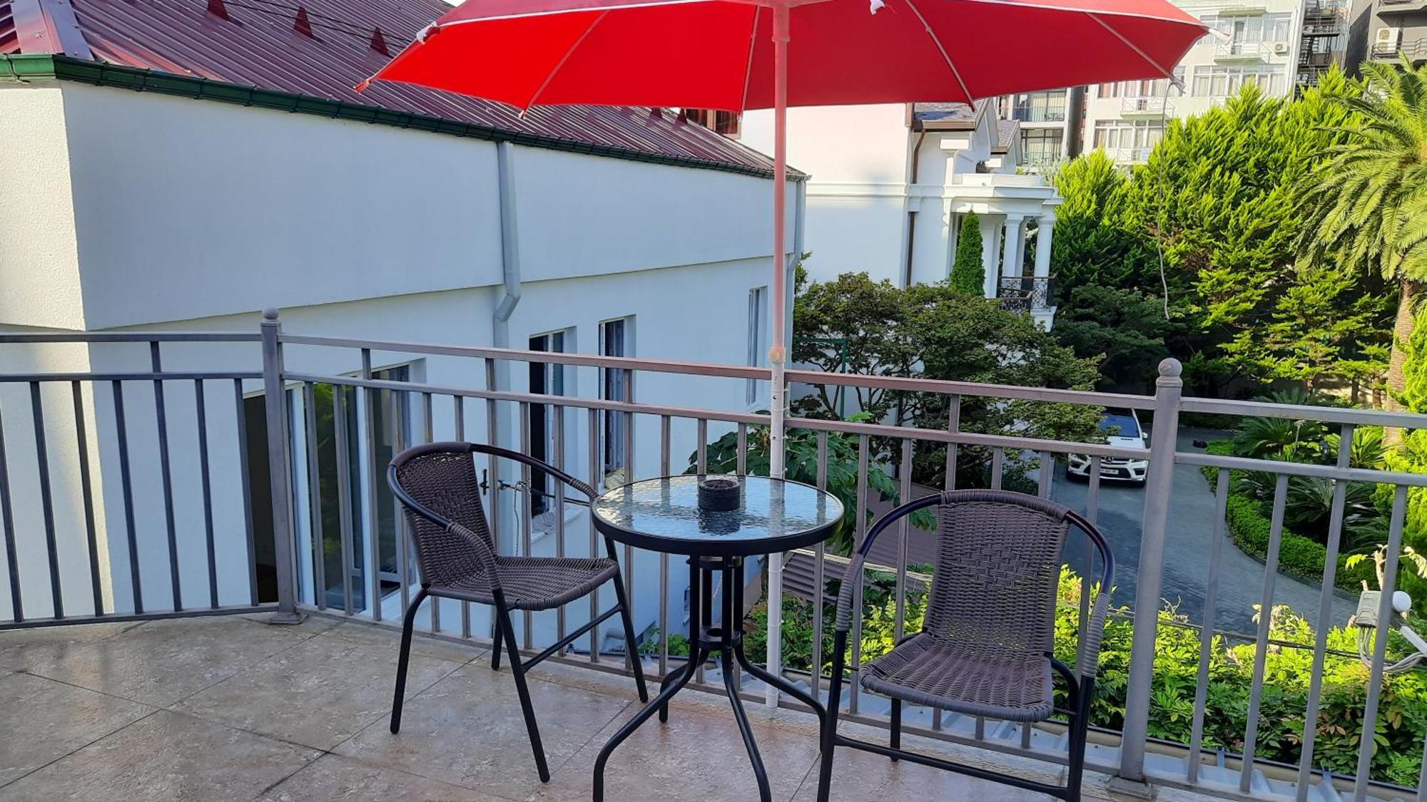 Guesthouse Next To Beach Batumi Zewnętrze zdjęcie