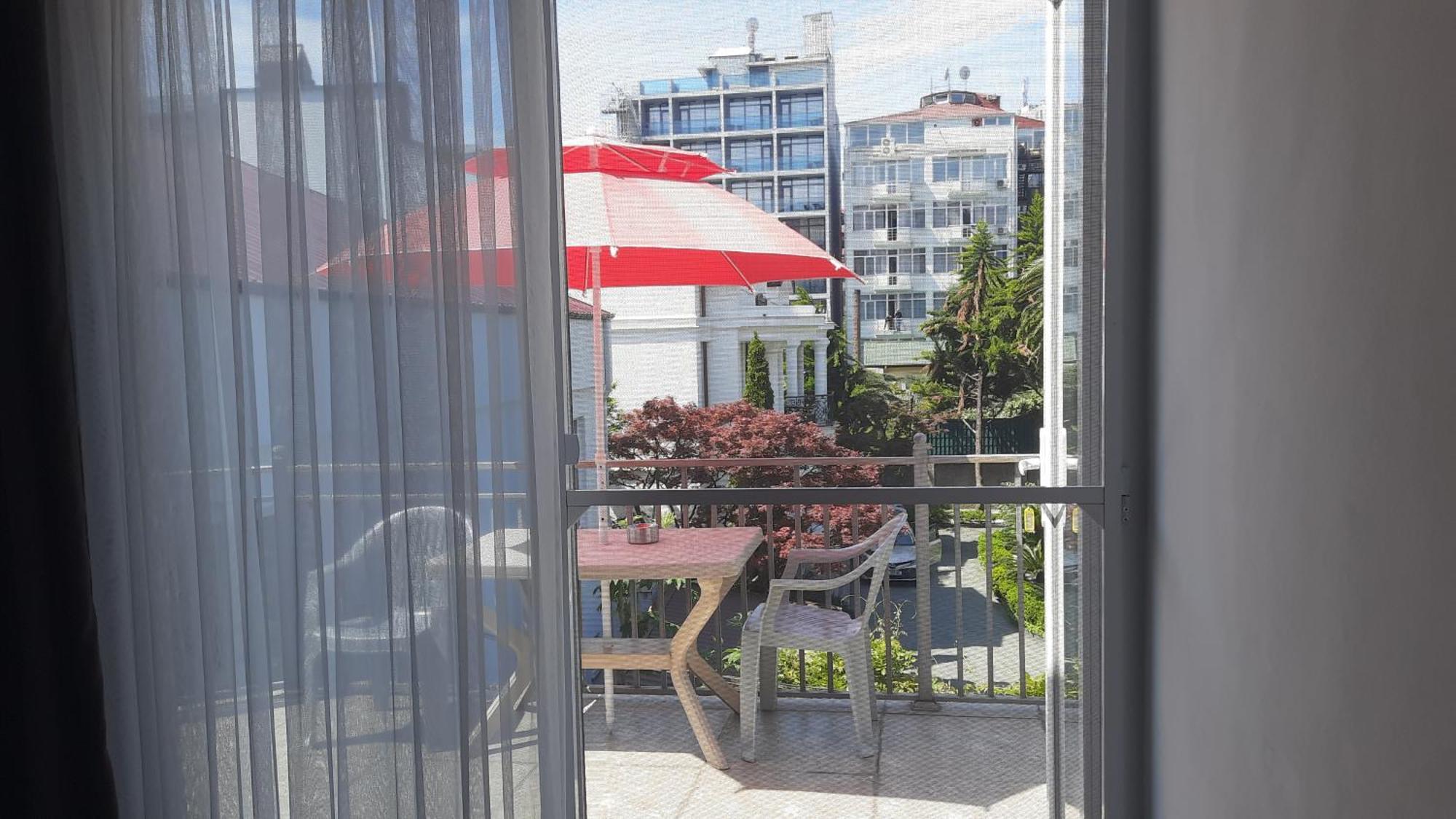 Guesthouse Next To Beach Batumi Zewnętrze zdjęcie